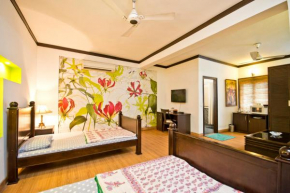 Гостиница Trendy Bed & Breakfast  Нью-Дели
